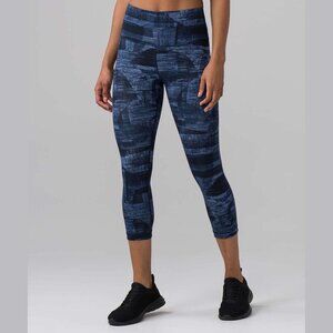 Lululemon Wunder Under Hi-Rise Crop 21" Leggings Tight, in Midnight Navy, size 4